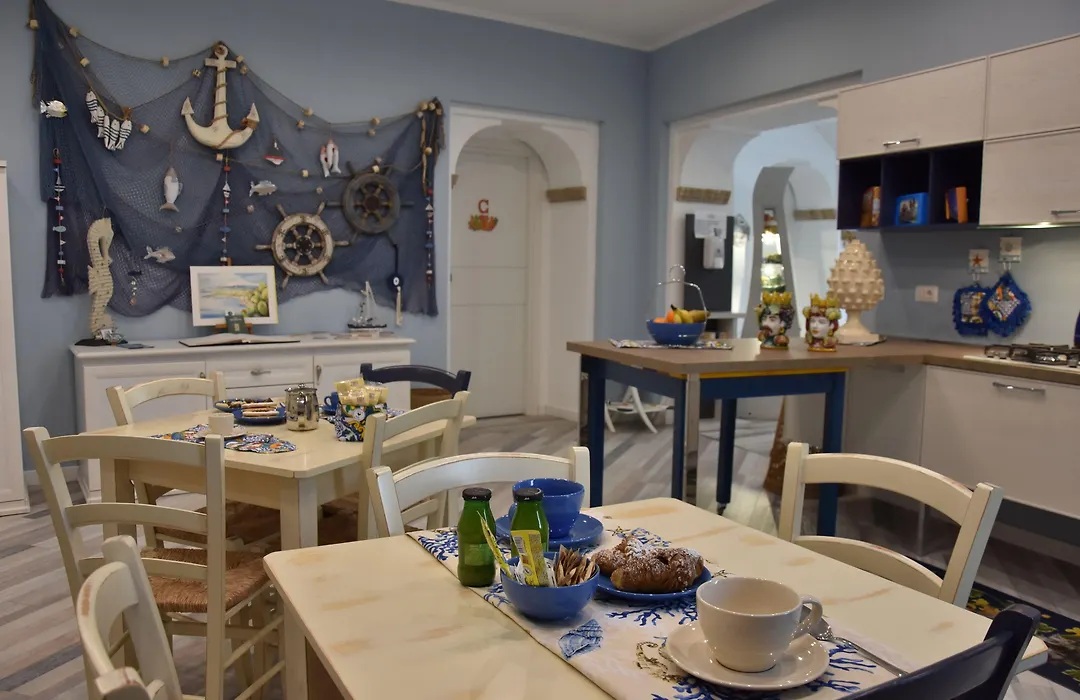 B&B Marina Blu-1
